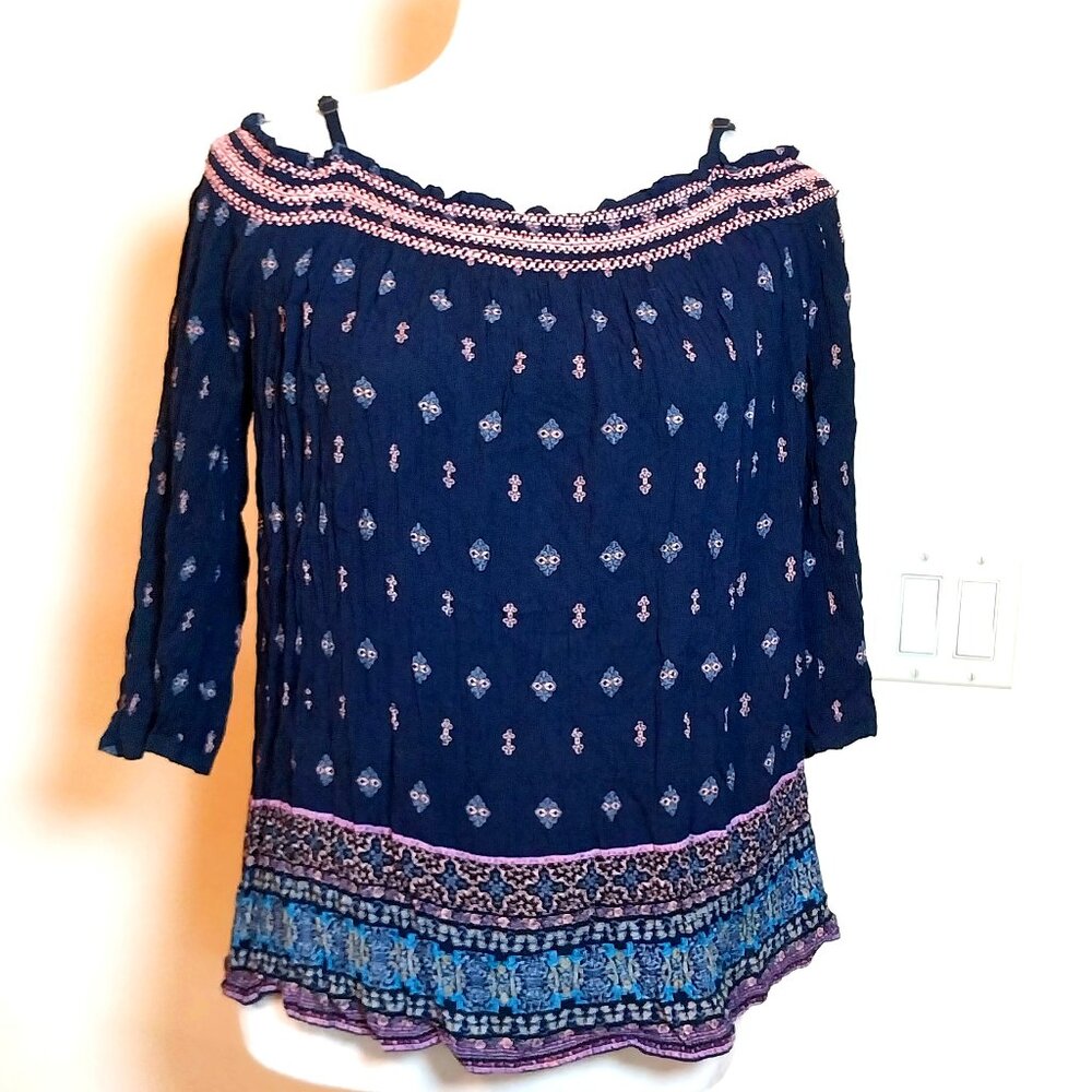 XHILARATION SIZE L GATHER SMOCKED OFF SHOULDER  BOHO TOP
